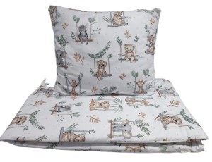 Pościel dziecięca bawełniana 100x160 + 50x60 wzór żyrafy na huśtawce– poszewki na suwak  