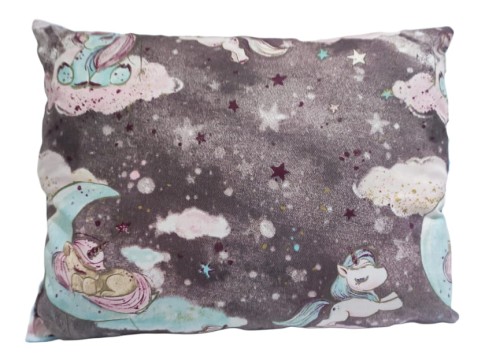 poduszka-minky-dla-dziewczynki-jednorozec-na-ciemnym-tle-z-minky-do-spania.jpg