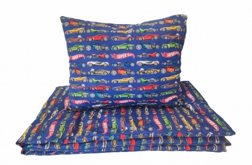 posciel-dla-chlopca-140x180cm-szybkie-auta-na-granatowym-tle-bawelniana.jpg