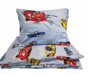 Pościel bawełniana 140x180 + 50x60 – Autka na niebieskim tle | Chłopięca, 100% bawełna