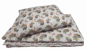 Pościel bawełniana 100x135 + 60x40 – Jednorożce i księżyce na białym tle | Magiczny wzór do łóżeczka