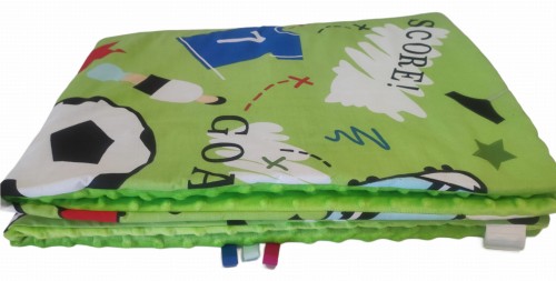 koc dla dzieci 160x200 cm kołderka dwustronna minky zielone i bawełna zielone boisko.jpg